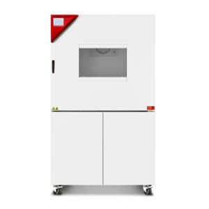 Chambre climatique dynamique ou chambre environnementale Binder MKF 240 pour les tests de stabilité.