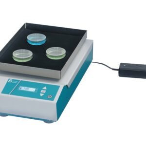 Miniatuur orbitaal schudapparaat met batterij voor het schudden van platen en kolven in laboratoria