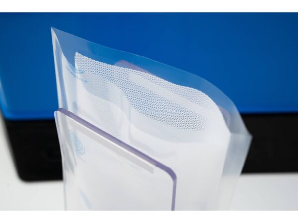 Stomacher 80 Biomaster strainer bags for particle-free blending in lab applications with bag opener