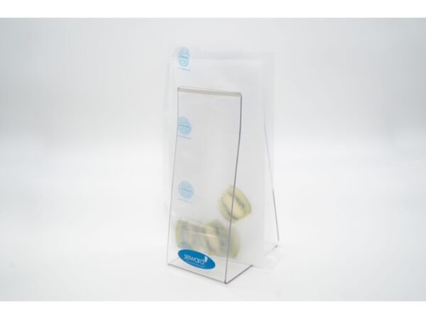 Stomacher 400 Classic strainer bags for filtered blending in lab blender applications with bag opener