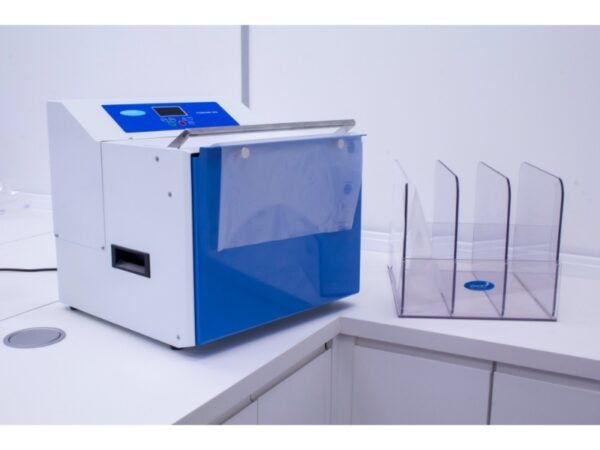 Stomacher 3500 Jumbo bags for large-volume laboratory blending applications. Loaded on Stomacher lab blender