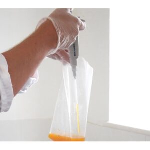 Stomacher Simplettes wegwerppipetten voor veilige en nauwkeurige monsteroverdracht in blenderworkflows in laboratoria. Monsters nemen uit zak