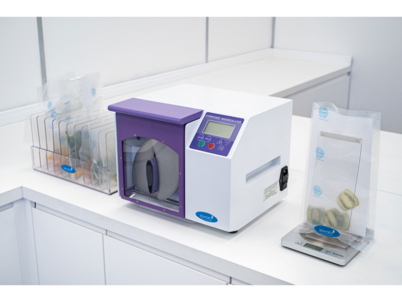 Stomacher 400 Circulator laboratoriummenger met glasvenster voor efficiënte en betrouwbare monsterhomogenisatie