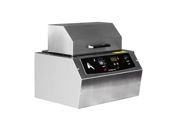 Lab Armor M706 bead bath closed view with stainless steel exterior for laboratory heating