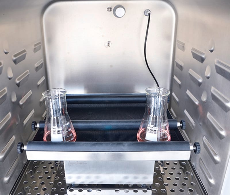 Shaker CO2 incubator for cell culturing